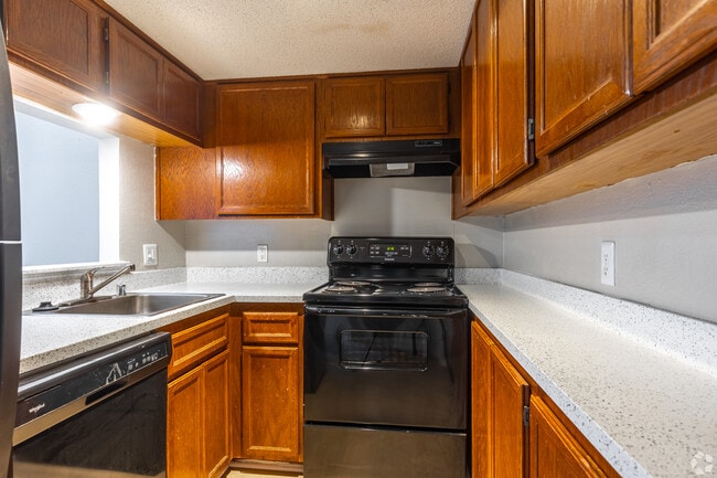 Building Photo - ReNew Sinclair