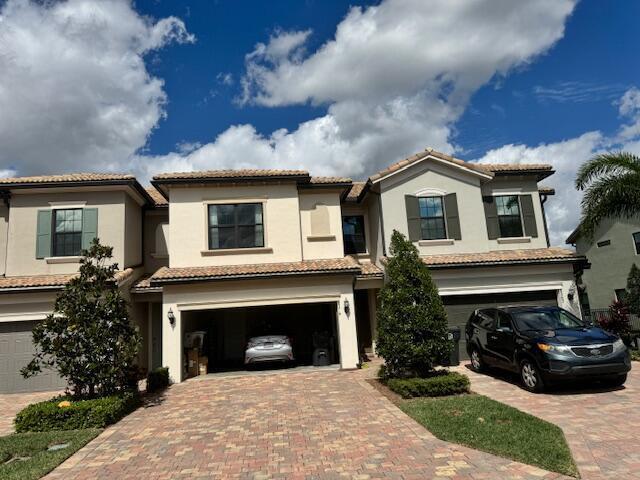 Foto del edificio - 8309 Catria Ln