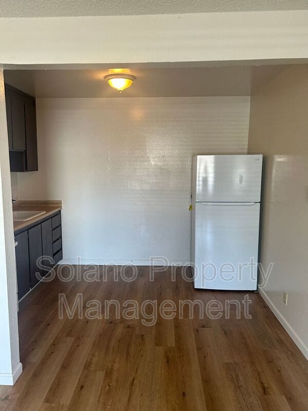 Building Photo - 1955 Grande Cir