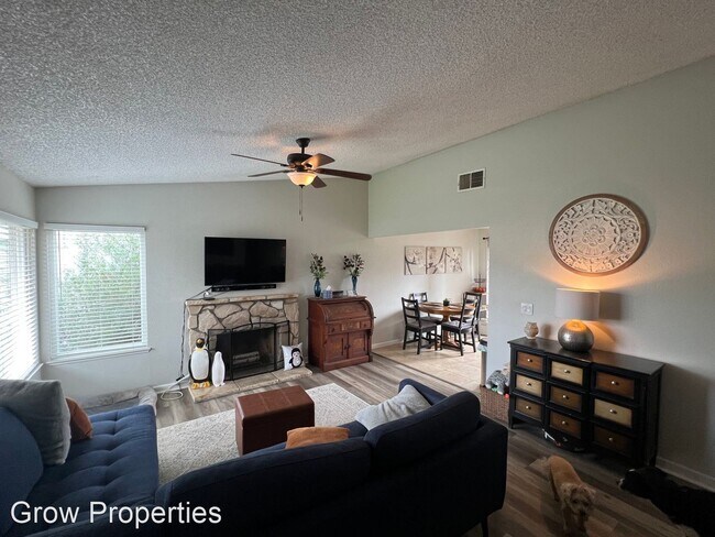 Foto del edificio - 2 br, 2 bath House - 2896 Candido Drive