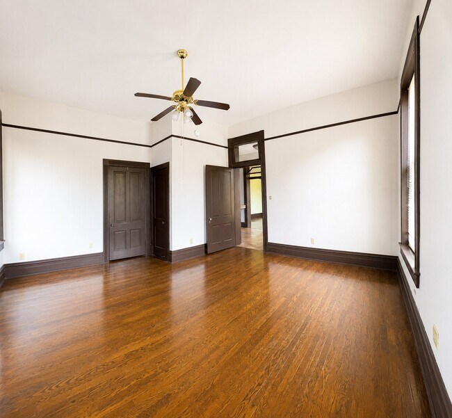 Foto del edificio - 302 N 7th St