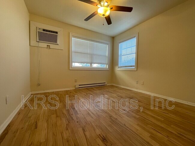 Foto del edificio - 938 W Ocean View Ave