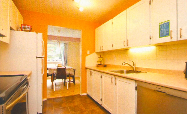 Building Photo - 156 Valley Stream Dr