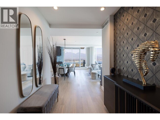 Photo du bâtiment - 1499 W Pender St