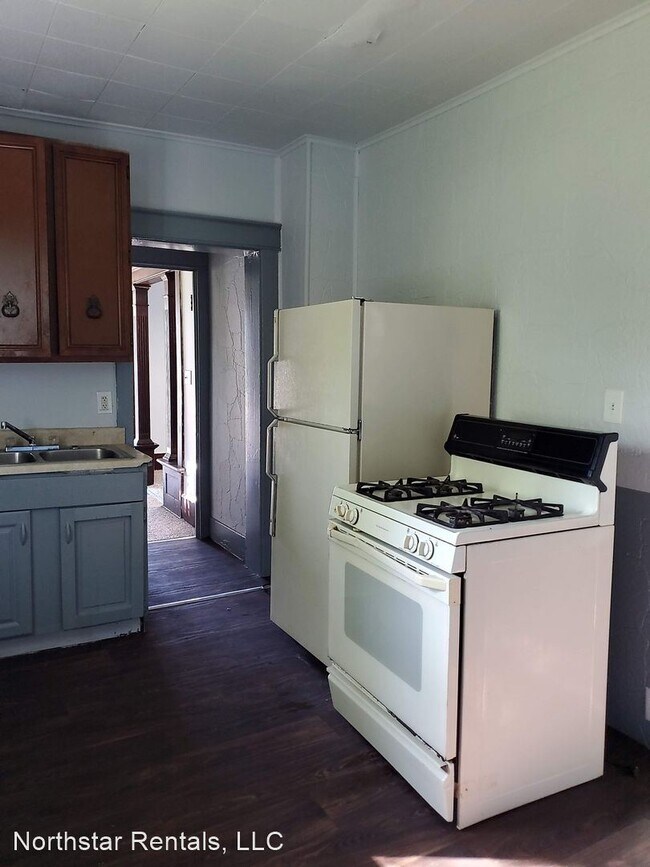 Foto del edificio - 3 br, 1 bath House - 1221 E 20th St.
