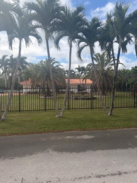 Foto del edificio - 7090 SW 62nd St