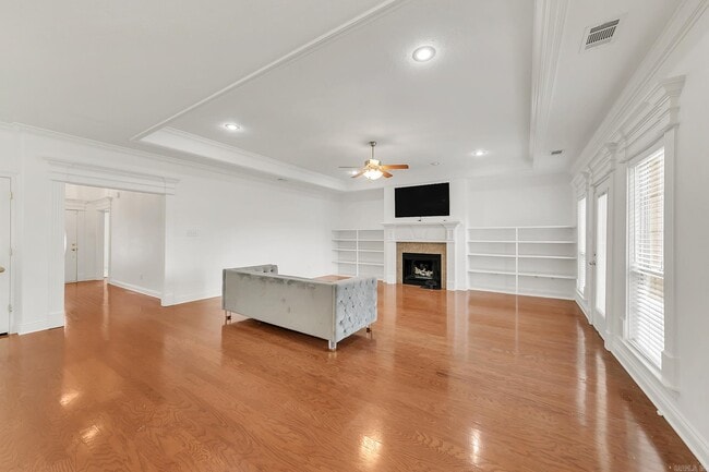 Building Photo - 43 Earnhardt Cir