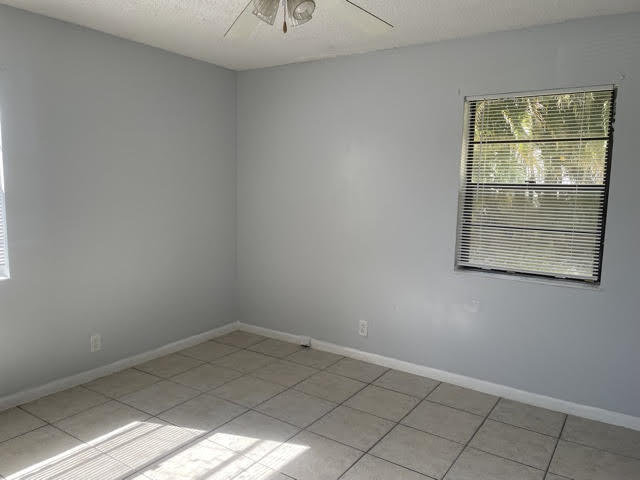 Building Photo - 4899 Badger Rd