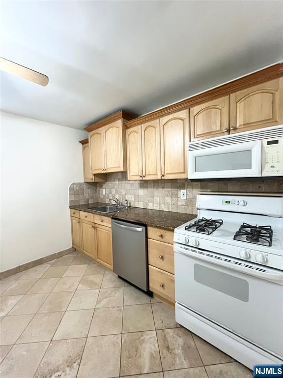 Foto del edificio - 51 W Hudson Ave