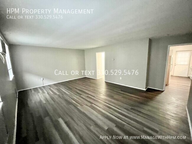 Building Photo - Remolded Three Bedroom Apartment for Rent ...