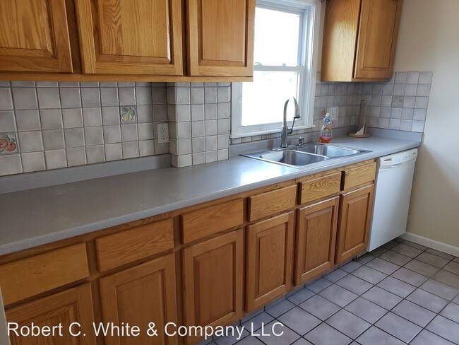 Building Photo - 2 br, 1.5 bath House - 29 Grandview Avenue