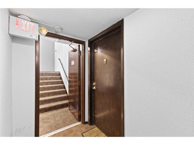 Foto del edificio - 520 Ridgewood Ave