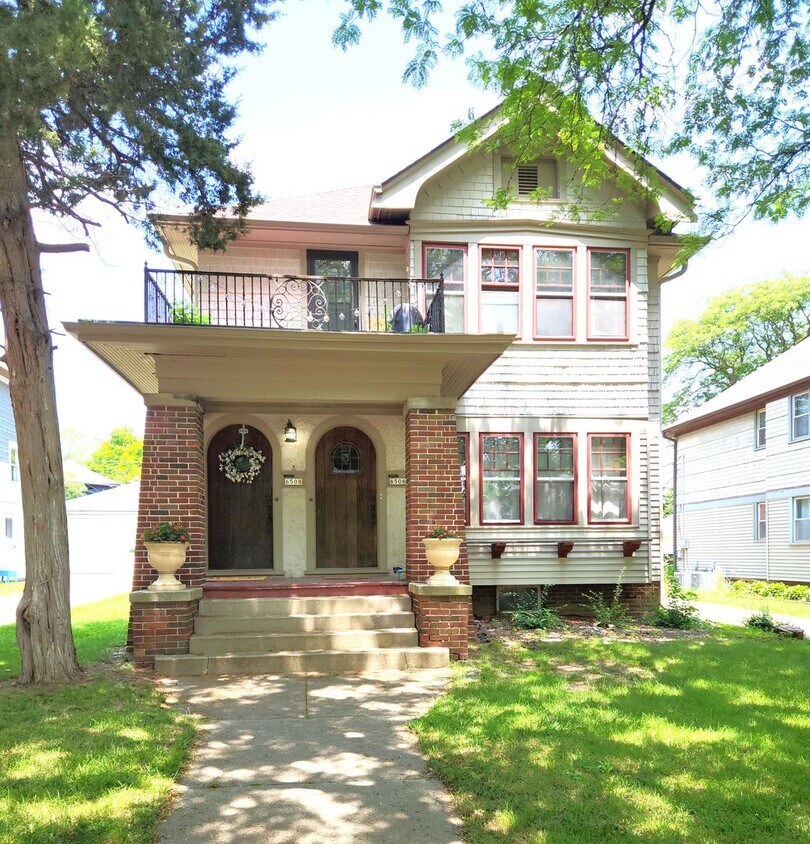 Primary Photo - Leasing Only - 6506 Milwaukee Ave