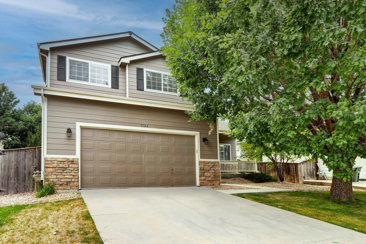 Primary Photo - Location! Park Vista in Northglenn 3bed/2....