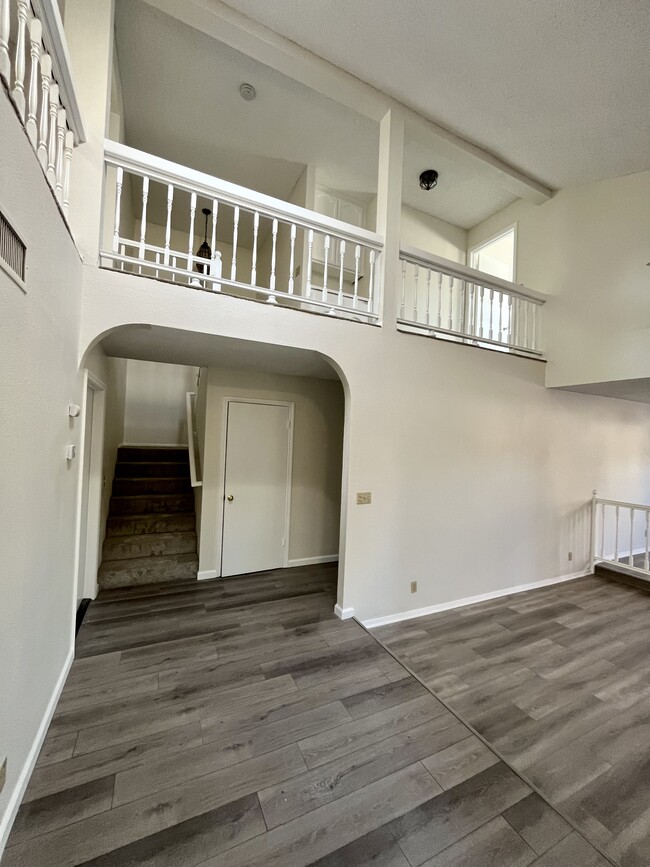 Building Photo - 2633 Cazadero Dr