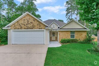 Building Photo - 10657 Royal Cavins Dr