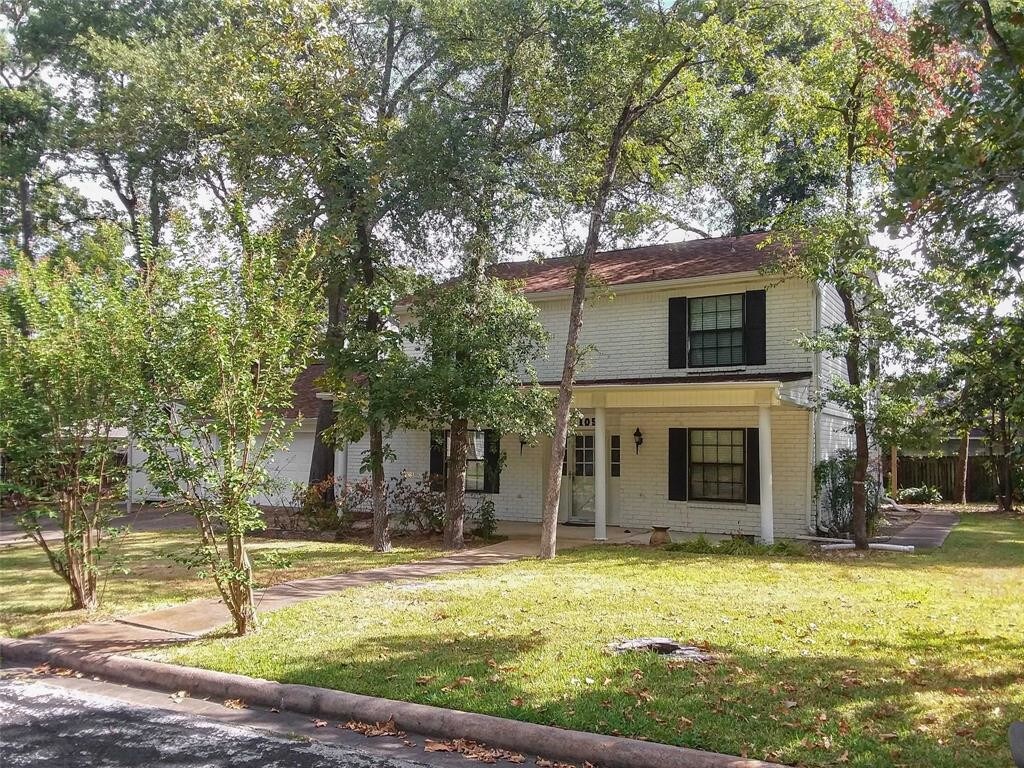 Primary Photo - 105 Magnolia Way