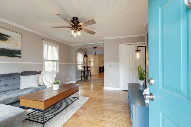 Photo - 2505 Oakwood Ave House