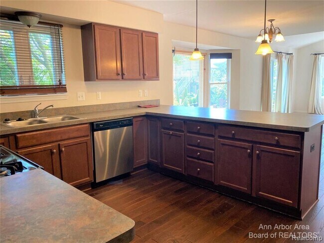 Building Photo - 3837 Landin Trl