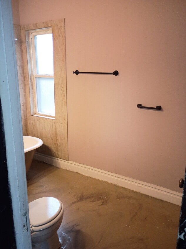 Photo - 611 E 76th St (Chicago, IL)