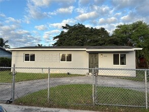 Building Photo - 30126 SW 148th Pl