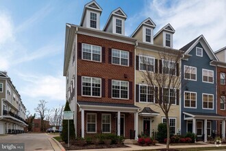 Building Photo - 115 Meridian Ln