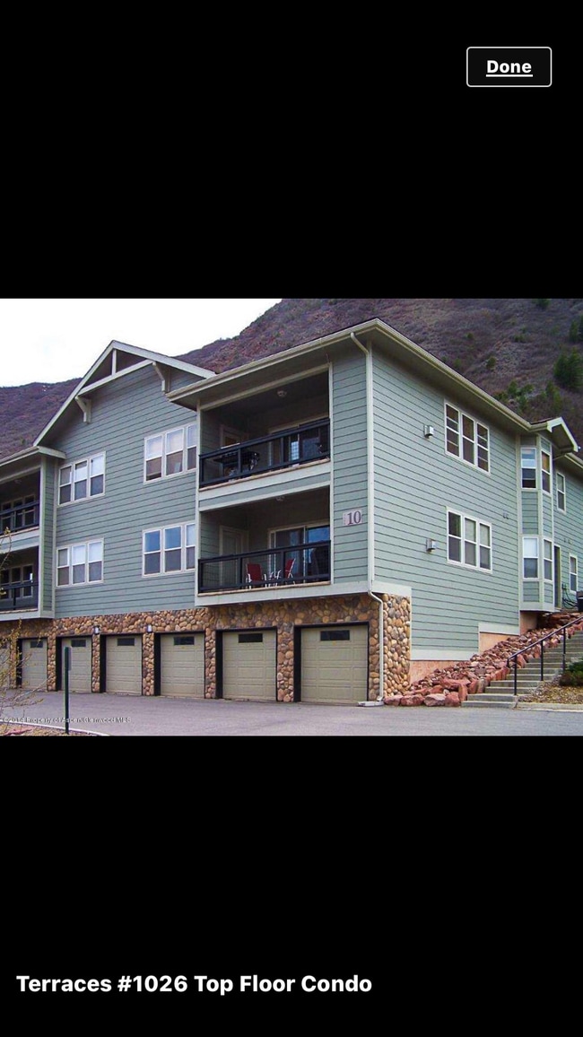 Foto del edificio - 2701 Midland Ave