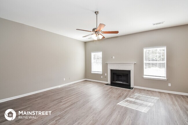 Foto del edificio - 4128 Butternut Pl