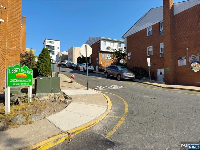 Building Photo - 1460 68th St