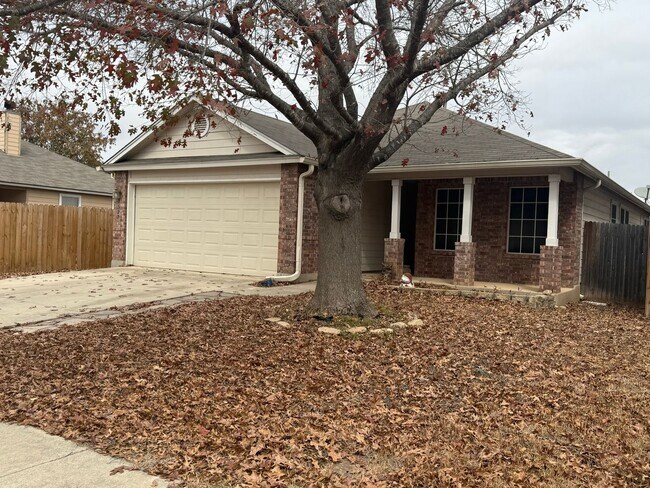 Foto del edificio - "Beautiful 4-Bed, 2-Bath Home in Emerald Valley – Lease for $1,725 (15 Months)