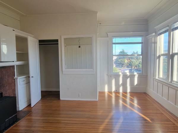 Building Photo - bedroom in San Francisco CA 94118