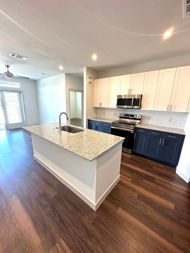 15171 Fishtrap Rd Unit 7562, Aubrey, TX 76227 Condo for Rent in