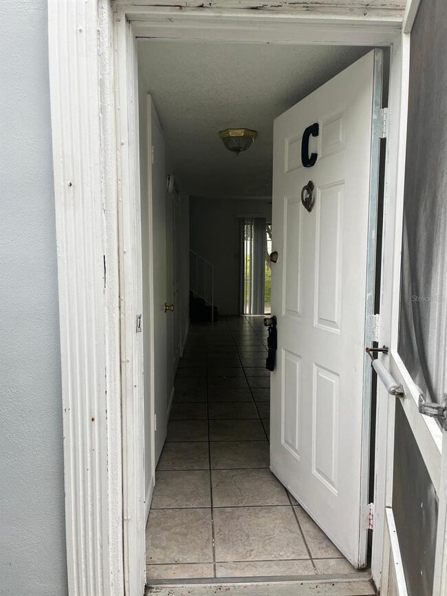 Foto del edificio - 1611 SE 25th St