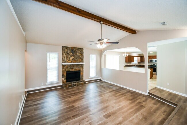 Foto del edificio - 7619 Jeremy David Ln