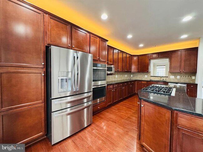 Foto del edificio - 25550 Oak Medley Terrace