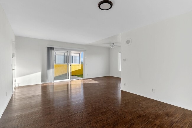 Foto del edificio - 809 Edgewood St