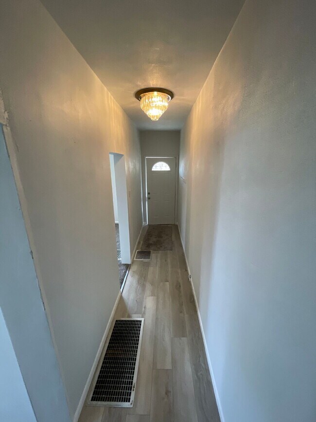 Foto del edificio - Cozy 3 Bedroom 1 Bath Home! - THIS PROPERTY HAS A PENDING APPLICATION. PLEASE CHECK WITH OUR OFFI...