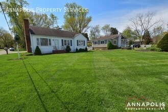 Building Photo - 3043 Riva Rd