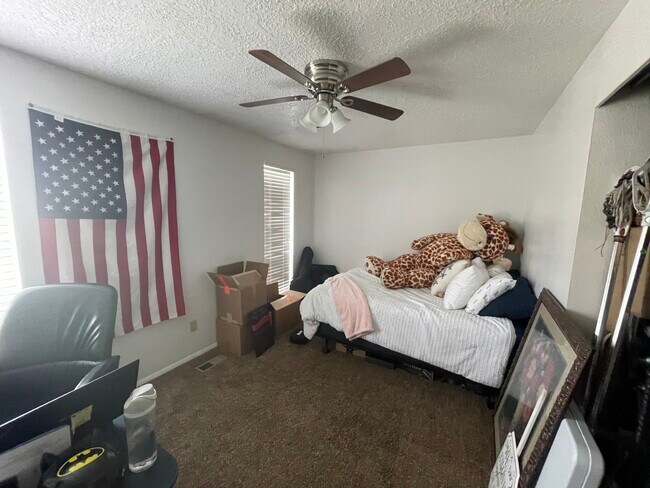 Bedroom - 1768 N Riverside Ave