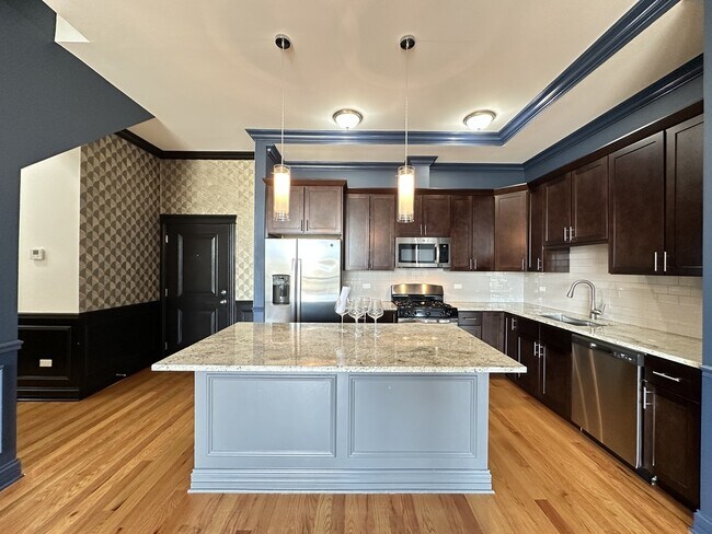 Foto del edificio - 520 S Western Ave