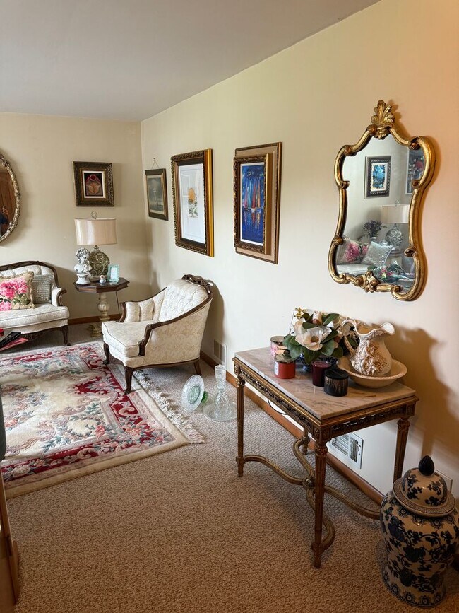 Foto del edificio - 11755 Village Heights Dr