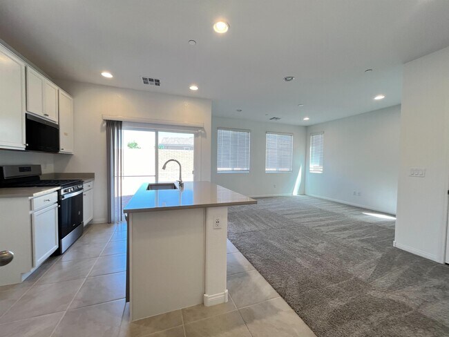 Foto del edificio - 391 Desert Cadence St