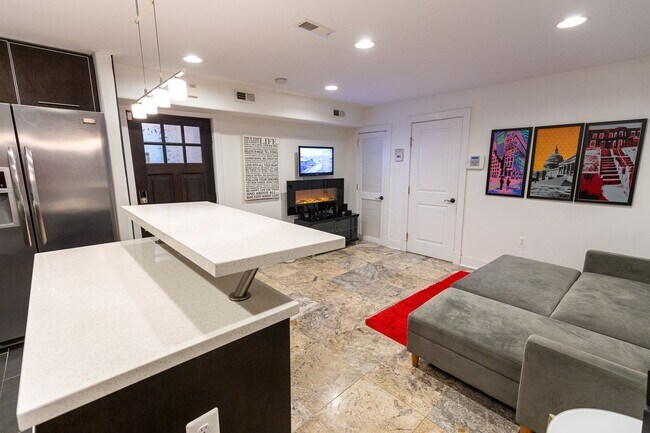 Foto del edificio - Trendy One Bedroom in Trinidad!