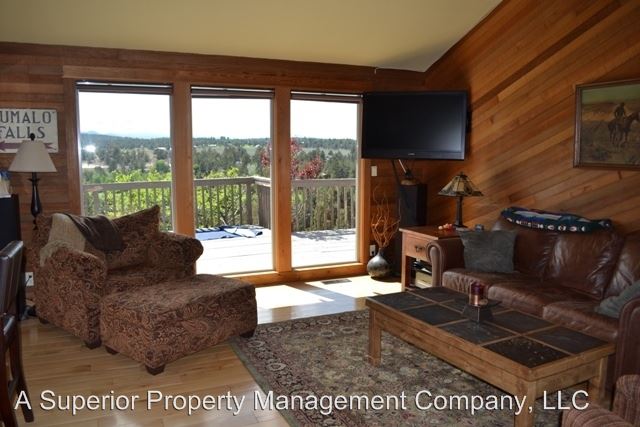 Building Photo - 20148 Tumalo Rd