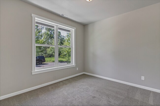 Dormitorio (planta principal) - 2057 Audubon Ave SE