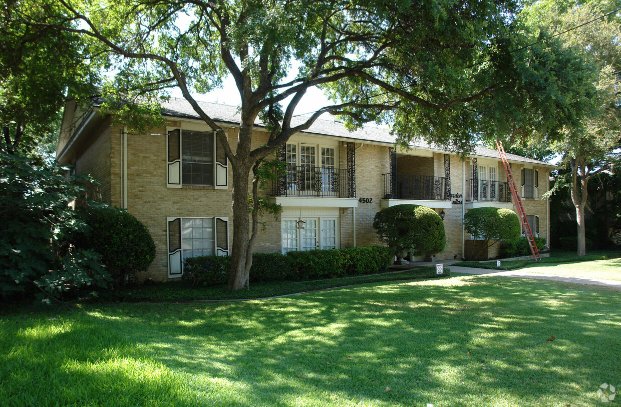 Primary Photo - Garden Villas