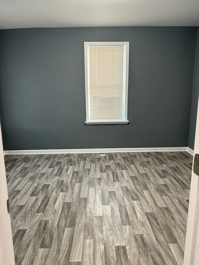 Dormitorio #1 - Parte #1 - 2536 Loyola Southway