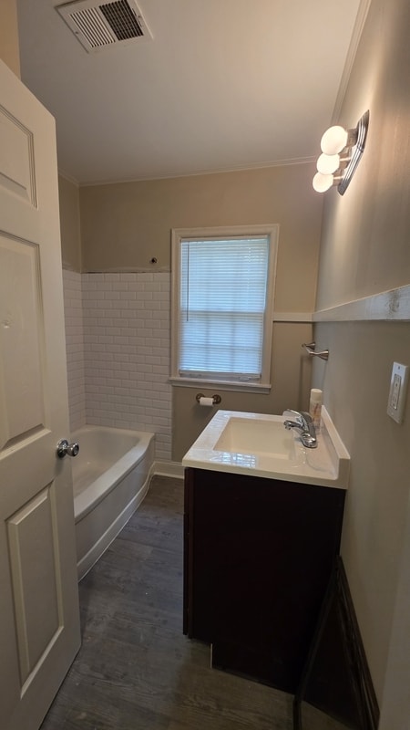 Foto del edificio - 3811 Vernon Ave