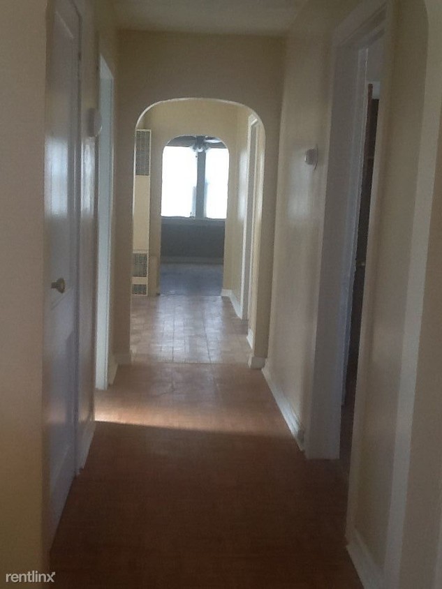 Foto principal - 12337 S La Salle St
