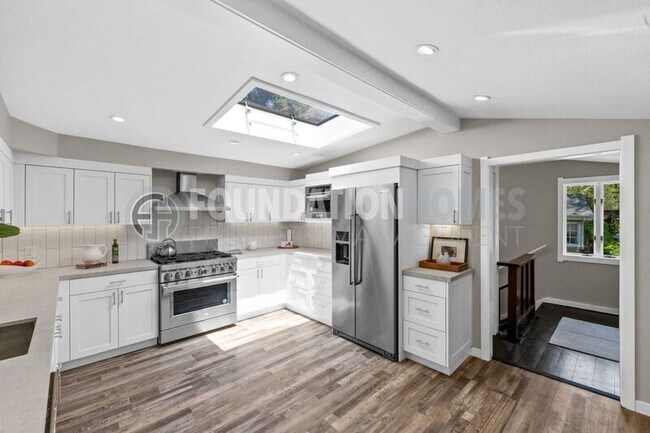 Foto del edificio - 32 Parkwood St